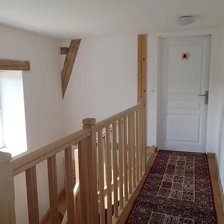 Alojamento de Acomodação e Pequeno-almoço Chambres D'hotes Nomade-lodge La Chapelle-Gauthier (Seine-et-Marne)